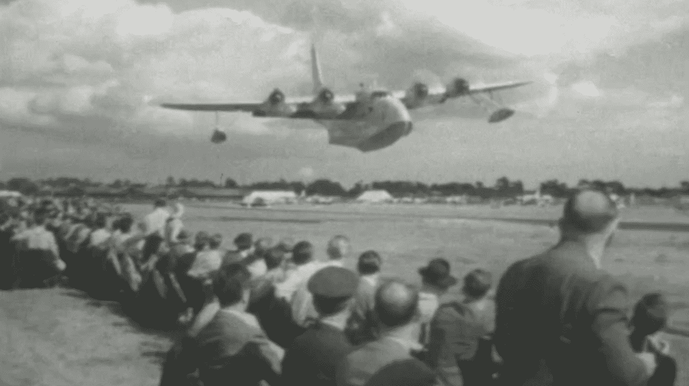 Unbelievable low flypast of a BOAC Short Sunderland flying boat at the 1949 SBAC Farnborough Airshow video movie streaming on JetFlix TV.